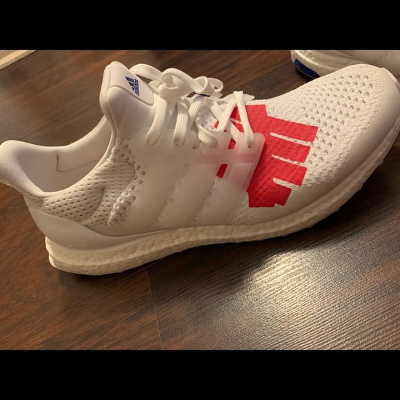 Adidas ultraboost x undefeated sneakers size 11 - Picture 2 of 6